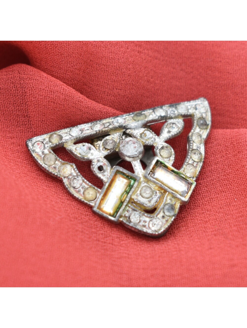 Art Deco rhinestone dress clip signed BB (bioren Bros, 1896-1950s)